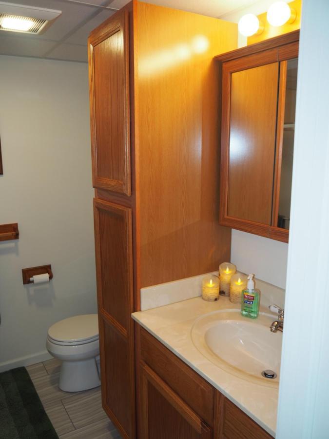 New! The Blessing - A Cute And Cozy Apartment! Benzonia Zewnętrze zdjęcie